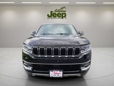 Used 2022 Jeep Wagoneer Series III AWD/4WD image 15
