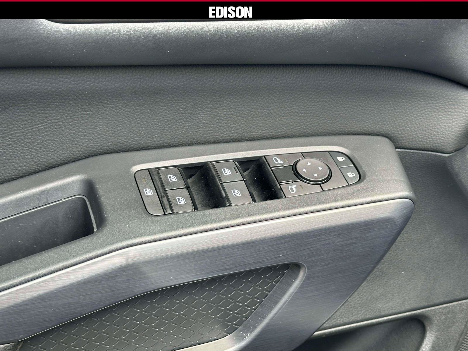 Used 2023 Nissan Pathfinder Rock Creek AWD/4WD image 17