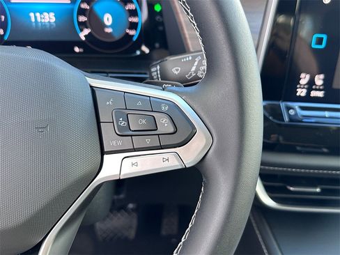 New 2026 Volkswagen Atlas SE image 18