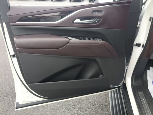 Certified 2023 Cadillac Escalade Sport Platinum AWD/4WD image 21