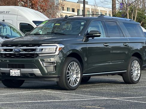 Certified 2022 Ford Expedition Max Limited image 9