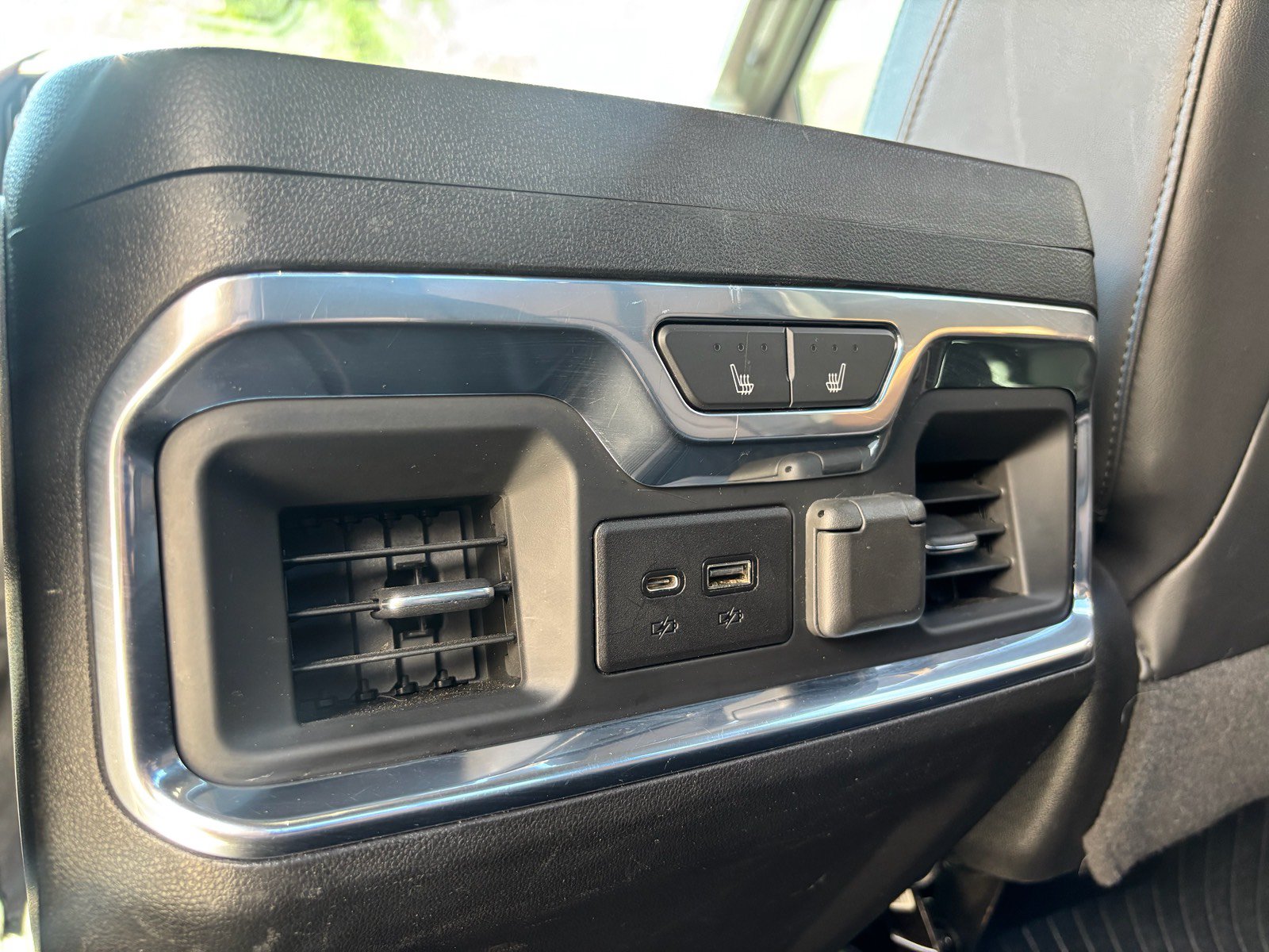 Used 2021 Chevrolet Silverado 2500 High Country w/ Z71 Off-Road Package AWD/4WD image 28