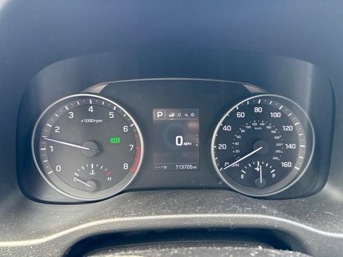 Used 2017 Hyundai Elantra Value Edition FWD image 10