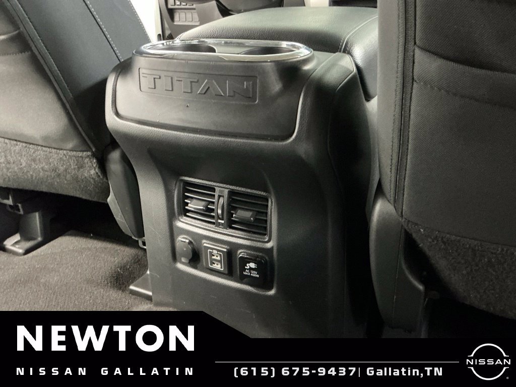 Used 2019 Nissan Titan SV w/ SV Convenience Package RWD image 19