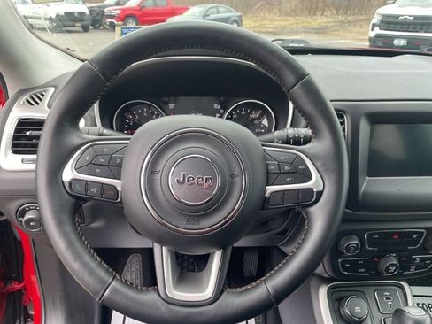 Used 2019 Jeep Compass Latitude w/ Popular Equipment Group image 16