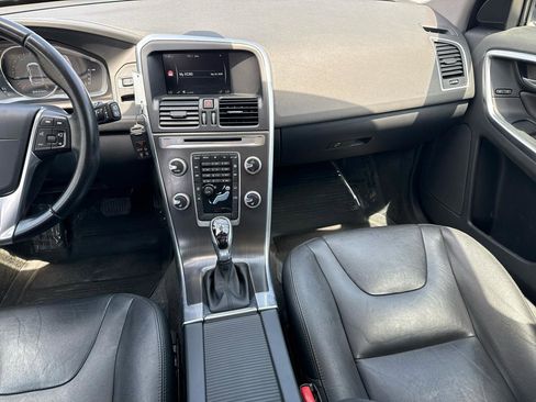 Used 2016 Volvo XC60 T5 Premier AWD/4WD image 34