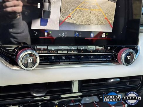 Used 2024 GMC Canyon AT4X image 13