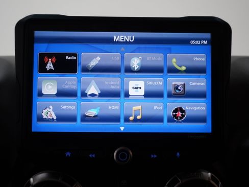 Used 2017 Jeep Wrangler Unlimited Rubicon w/ Connectivity Group image 20