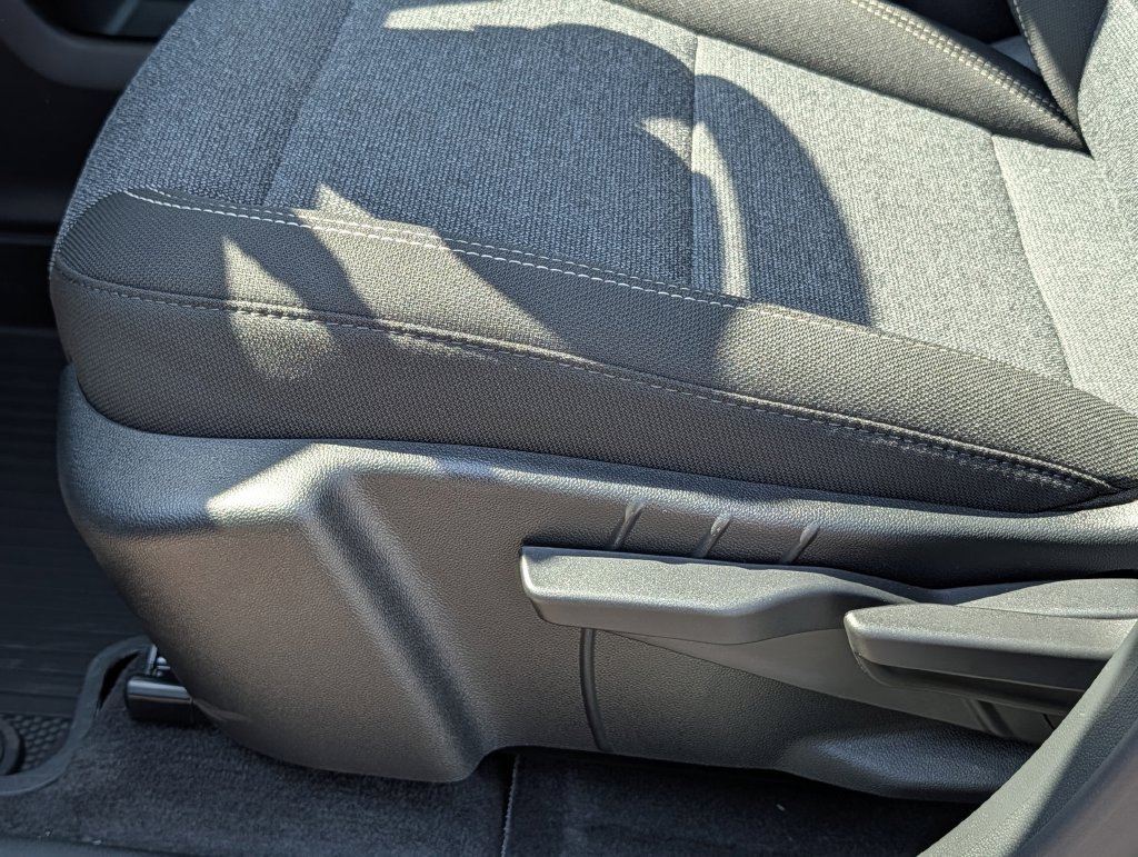 New 2027 GMC Terrain Elevation w/ Technology Package II FWD image 25