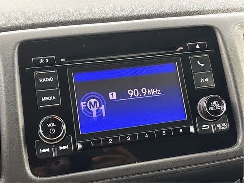 Used 2019 Honda HR-V LX image 19