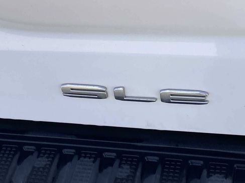 Used 2019 GMC Sierra 1500 SLE w/ SLE Convenience Package image 19