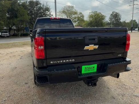 Used 2018 Chevrolet Silverado 3500 LTZ w/ Duramax Plus Package image 7