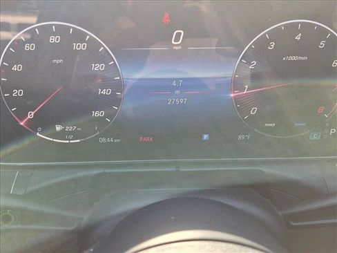 Used 2023 Mercedes-Benz C 300 4MATIC Sedan image 12