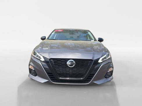 Certified 2022 Nissan Altima 2.5 SR w/ Midnight Edition Package FWD image 8