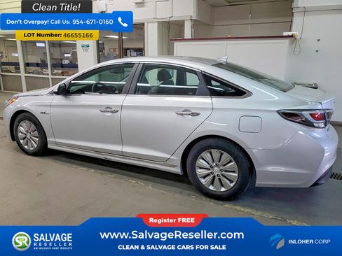 Used 2016 Hyundai Sonata SE image 3