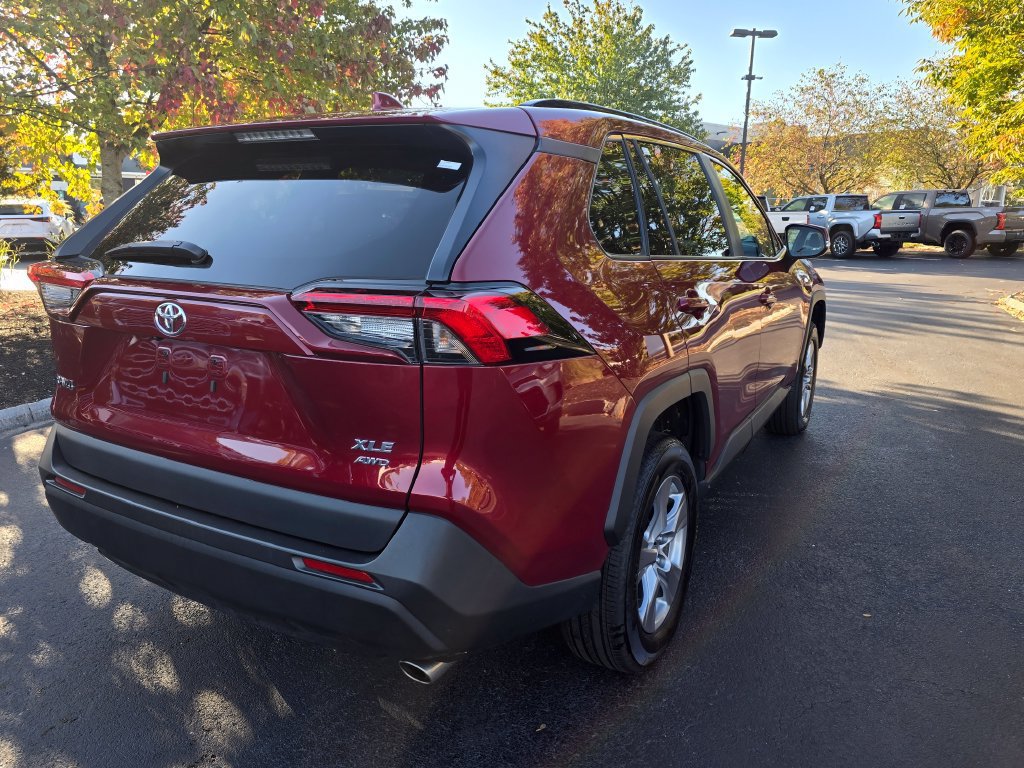 Used 2025 Toyota RAV4 XLE w/ Convenience Package AWD/4WD image 8