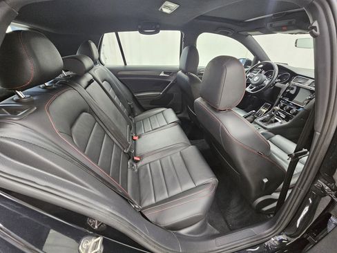 Used 2018 Volkswagen GTI SE w/ SE Leather Package image 13