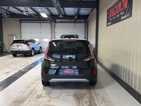 Used 2024 Kia Soul LX w/ Option Group 015 image 8