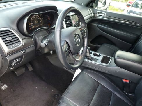 Used 2018 Jeep Grand Cherokee Limited w/ Luxury Group II image 20