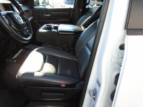 Used 2022 RAM 1500 Tradesman AWD/4WD image 16