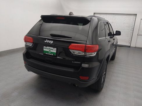 Used 2019 Jeep Grand Cherokee Laredo w/ Laredo X Package image 7