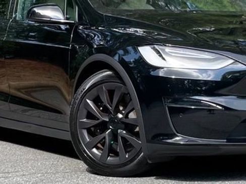 Used 2022 Tesla Model X AWD/4WD image 10