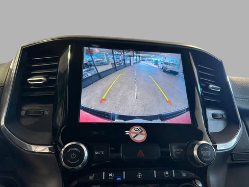 Used 2024 RAM 1500 Laramie image 26