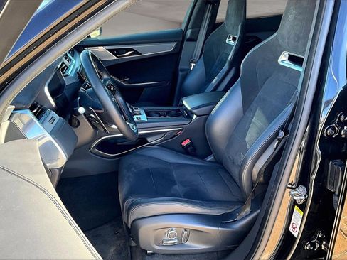 Used 2024 Jaguar F-PACE SVR image 26