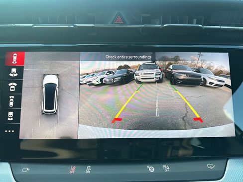 Used 2024 Jeep Wagoneer Launch Edition image 23