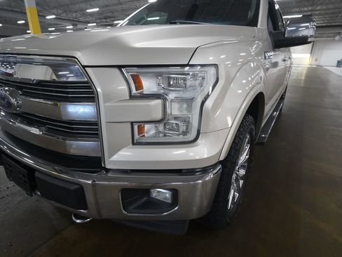 Used 2017 Ford F150 Lariat w/ Equipment Group 502A Luxury AWD/4WD image 22