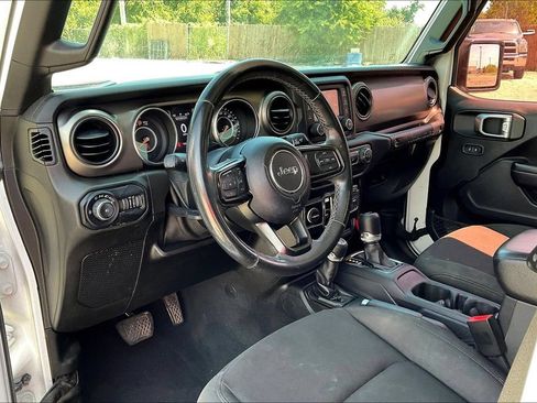 Used 2019 Jeep Wrangler Unlimited Sport S AWD/4WD image 8
