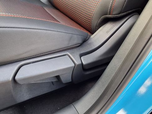 New 2025 Nissan Kicks SR w/ Illumination Package image 25