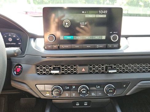 Certified 2023 Honda Accord EX image 18