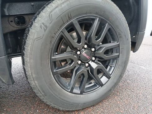 Used 2025 GMC Sierra 1500 Elevation w/ LPO, Elevation Black Package image 24