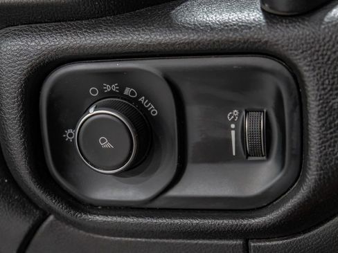 Used 2021 RAM 3500 Tradesman w/ Towing Technology Group image 28