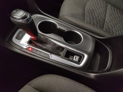 Used 2020 Chevrolet Equinox LT image 26