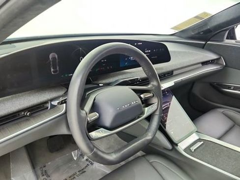 Used 2024 Lucid Air Touring image 19