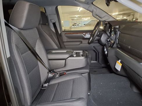 New 2026 GMC Sierra 1500 Elevation image 6