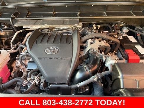Used 2024 Toyota Highlander LE FWD image 34