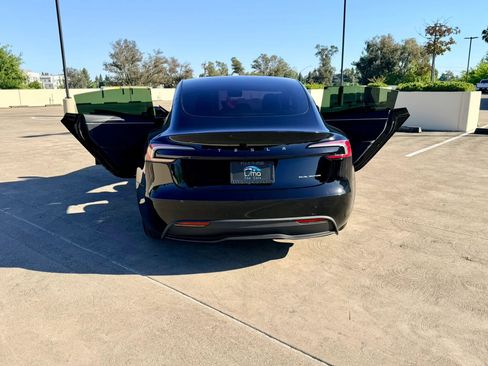 Used 2024 Tesla Model 3 Long Range AWD/4WD image 40