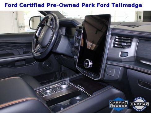 Certified 2024 Ford Expedition Platinum image 26
