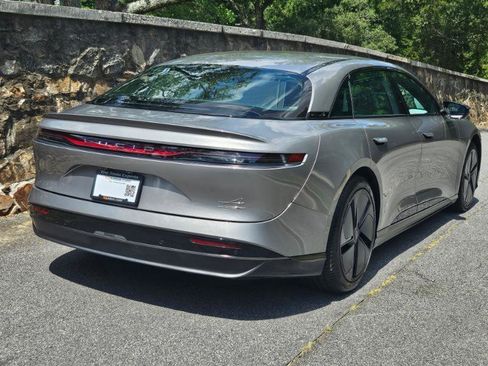 Used 2024 Lucid Air Touring AWD/4WD image 9