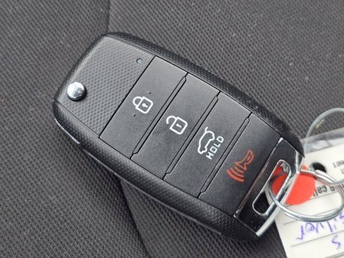 Used 2014 Kia Soul FWD image 39