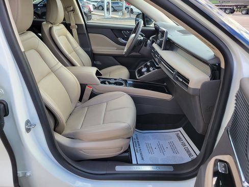 Certified 2022 Lincoln Corsair AWD w/ Equipment Group 101A image 24