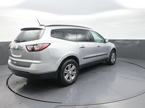 Used 2017 Chevrolet Traverse LS AWD/4WD image 8