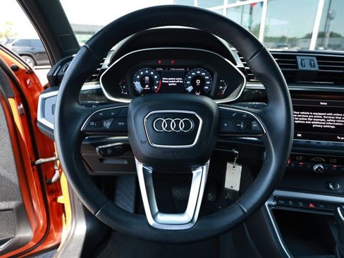 Used 2025 Audi Q3 2.0T Premium AWD/4WD image 11