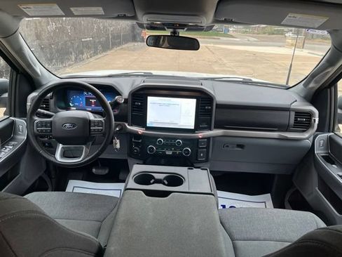 Used 2025 Ford F150 XLT w/ Equipment Group 301A Standard AWD/4WD image 19