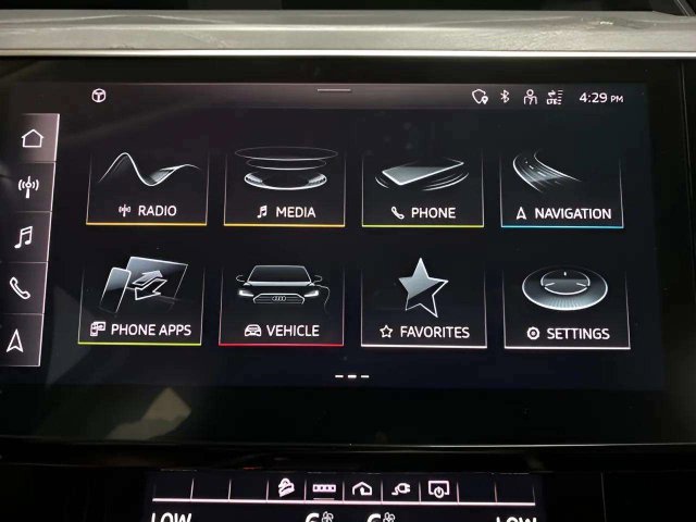 Used 2024 Audi Q8 e-tron Premium AWD/4WD image 41