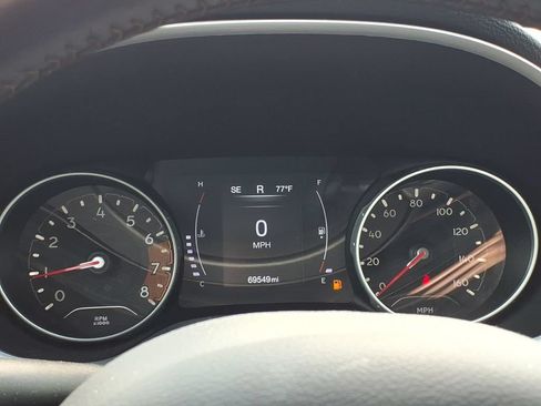 Used 2019 Jeep Compass Latitude w/ Cold Weather Group AWD/4WD image 25
