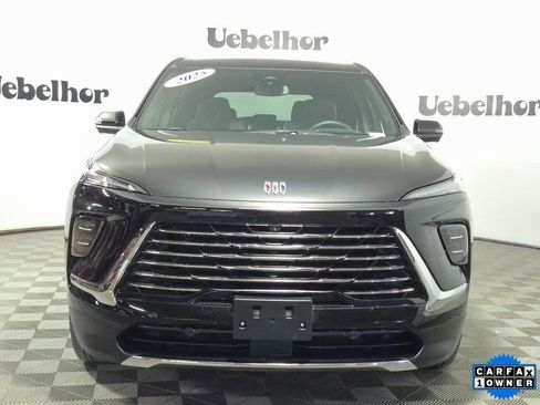 Certified 2025 Buick Enclave Preferred image 2